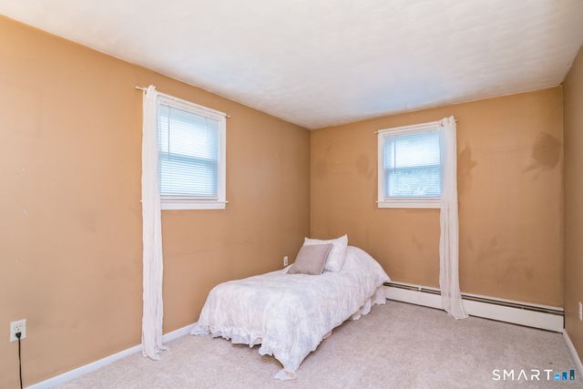 10 Sun Street, Enfield, CT 06082