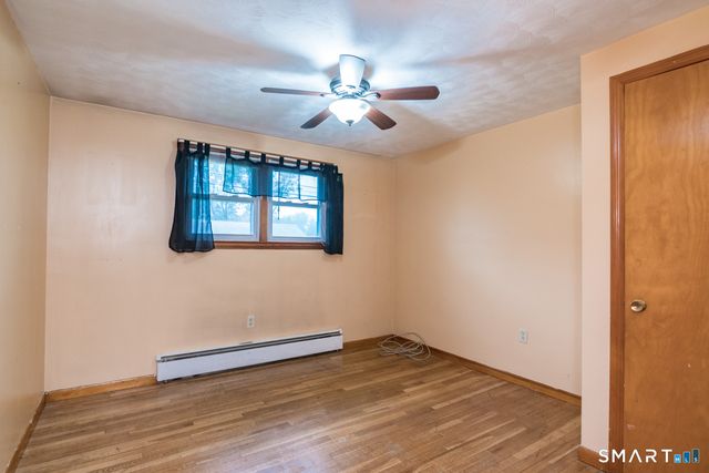10 Sun Street, Enfield, CT 06082