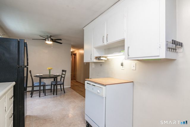 10 Sun Street, Enfield, CT 06082