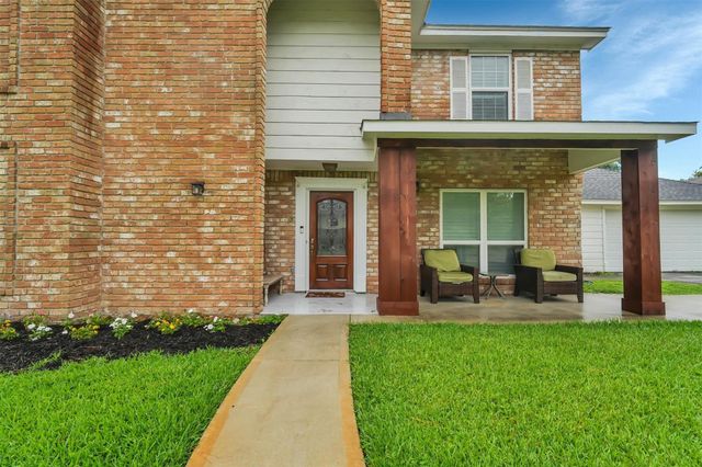 9107 Mauna Loa Lane, Houston, TX 77040