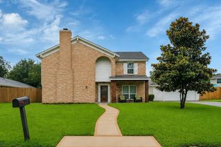 9107 Mauna Loa Lane, Houston, TX 77040
