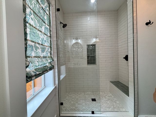 318 Devine, San Antonio, TX 78210