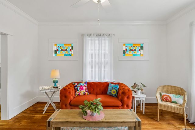 318 Devine, San Antonio, TX 78210