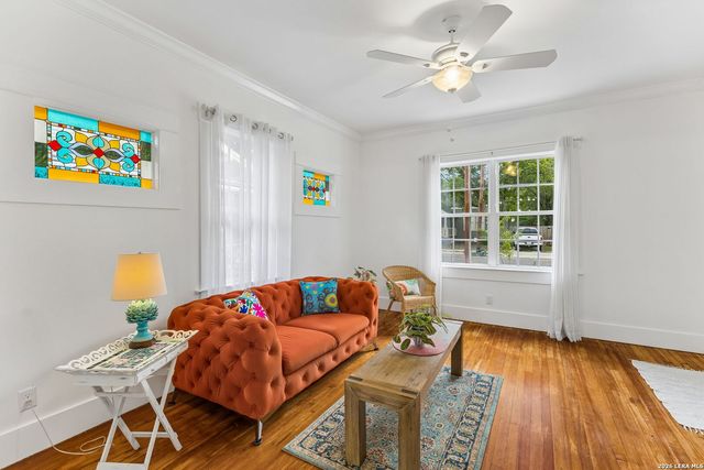 318 Devine, San Antonio, TX 78210