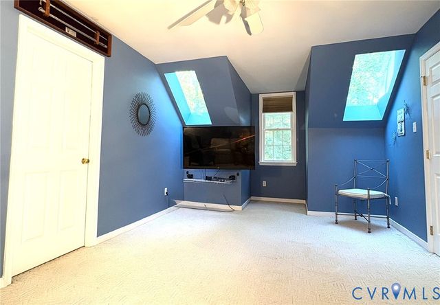 8997 Kings Charter Dr, Hanover, VA 23116