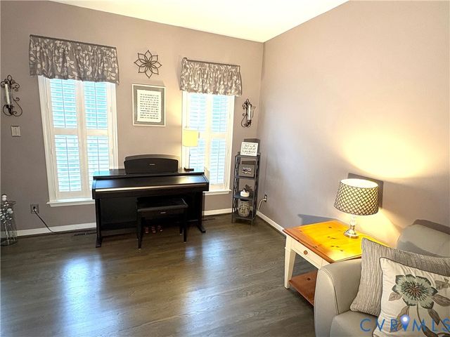 8997 Kings Charter Dr, Hanover, VA 23116