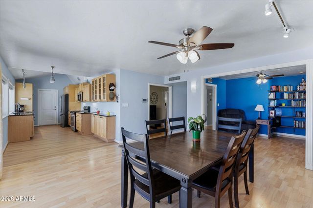 2427 E DEL RIO Drive, Tempe, AZ 85282