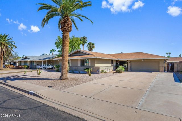 2427 E DEL RIO Drive, Tempe, AZ 85282