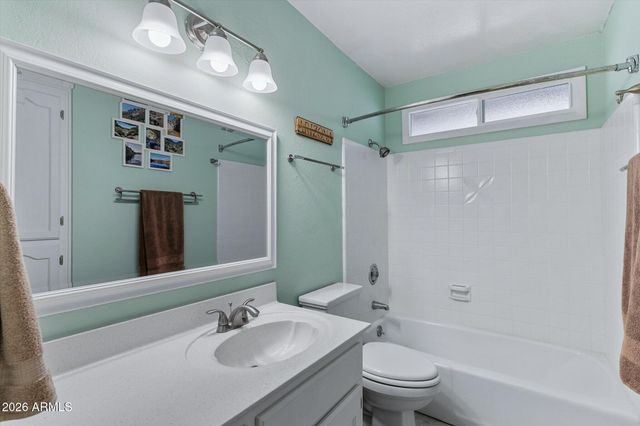 2427 E DEL RIO Drive, Tempe, AZ 85282