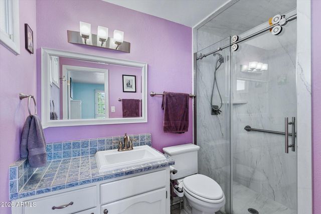 2427 E DEL RIO Drive, Tempe, AZ 85282