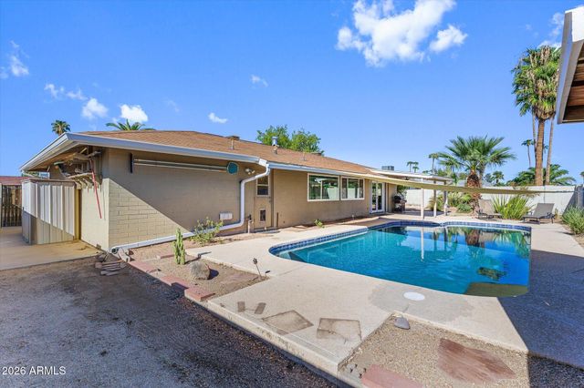 2427 E DEL RIO Drive, Tempe, AZ 85282