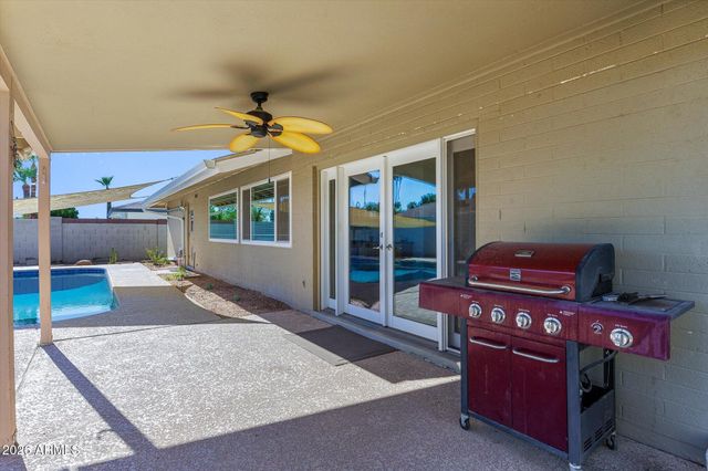 2427 E DEL RIO Drive, Tempe, AZ 85282