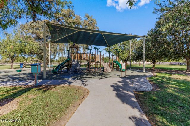 2427 E DEL RIO Drive, Tempe, AZ 85282