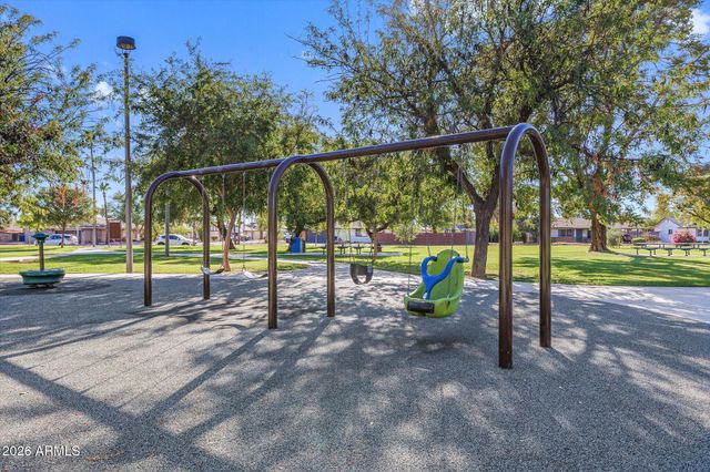 2427 E DEL RIO Drive, Tempe, AZ 85282