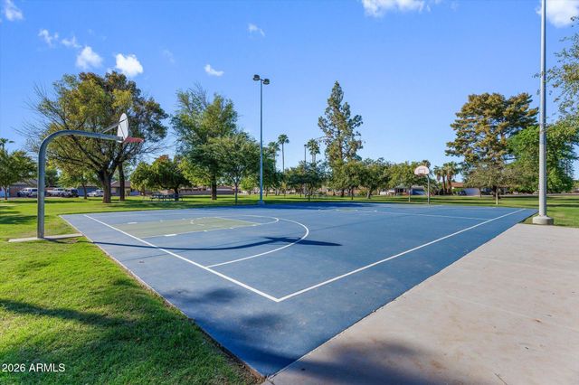 2427 E DEL RIO Drive, Tempe, AZ 85282