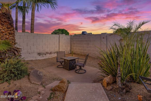 2427 E DEL RIO Drive, Tempe, AZ 85282