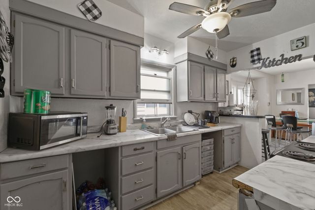2443 Meridian Street, Anderson, IN 46016