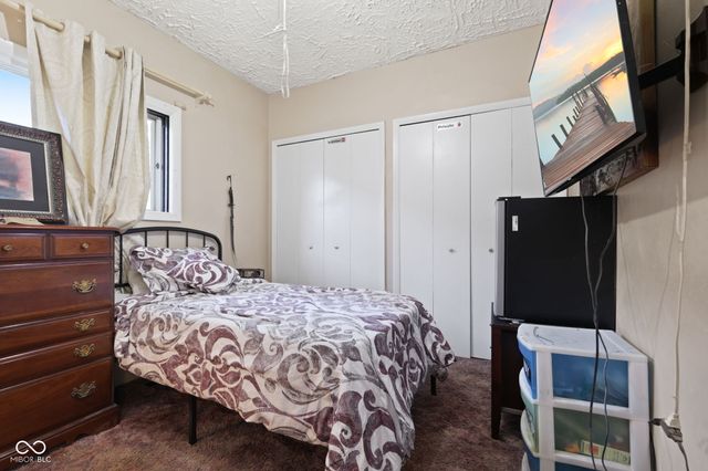 2443 Meridian Street, Anderson, IN 46016