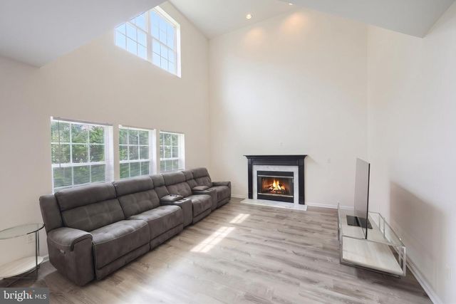 95 SIENNA DR, York, PA 17406