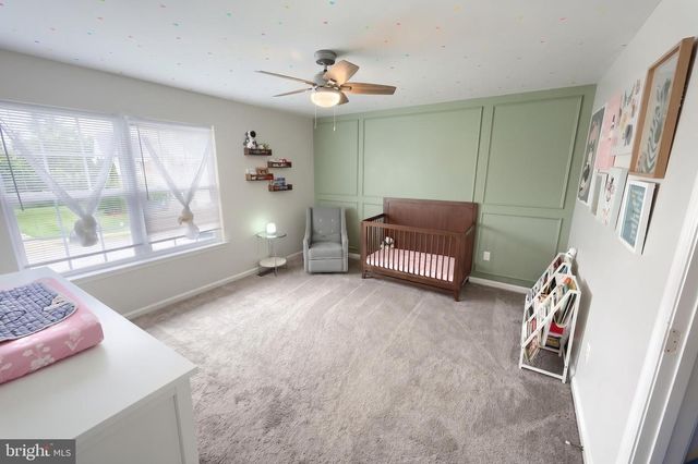 95 SIENNA DR, York, PA 17406