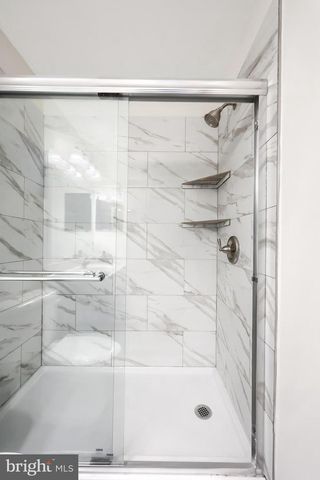 95 SIENNA DR, York, PA 17406