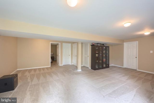 95 SIENNA DR, York, PA 17406