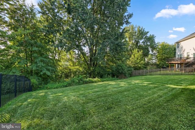 95 SIENNA DR, York, PA 17406