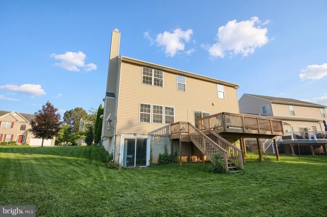 95 SIENNA DR, York, PA 17406