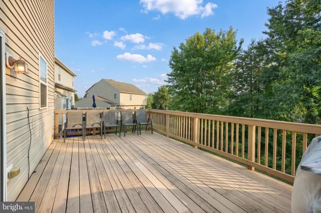 95 SIENNA DR, York, PA 17406