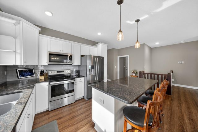 3913 Sunnydale Lane SE, Rochester, MN 55904