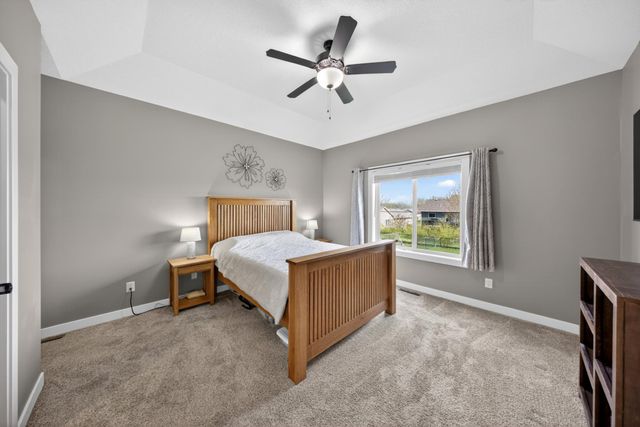 3913 Sunnydale Lane SE, Rochester, MN 55904