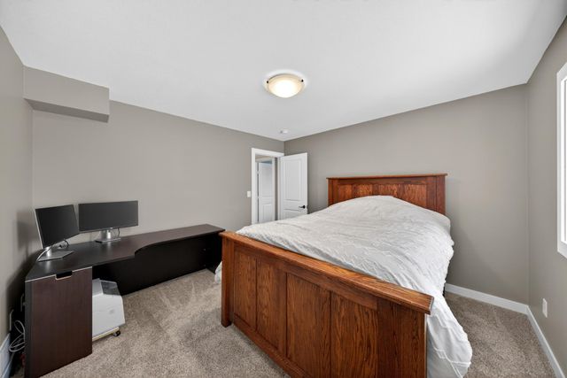 3913 Sunnydale Lane SE, Rochester, MN 55904