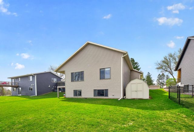 3913 Sunnydale Lane SE, Rochester, MN 55904
