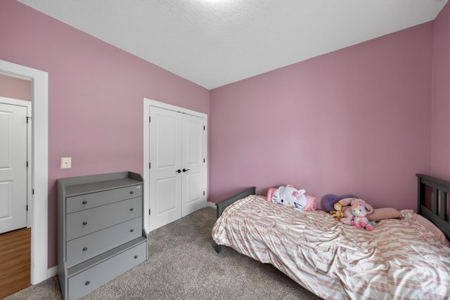 3913 Sunnydale Lane SE, Rochester, MN 55904