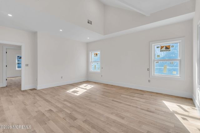 64 Byrnes Lane, Eatontown, NJ 07724