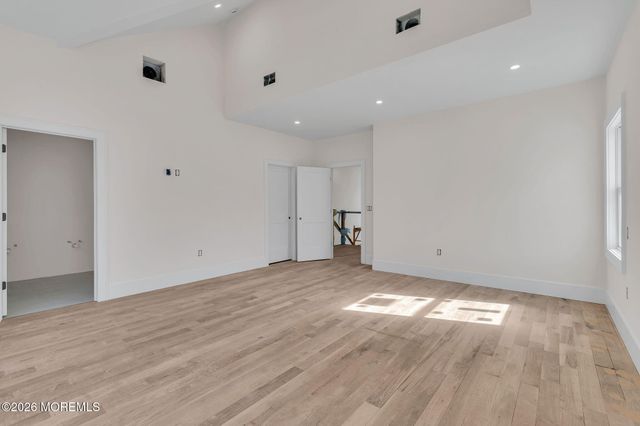 64 Byrnes Lane, Eatontown, NJ 07724