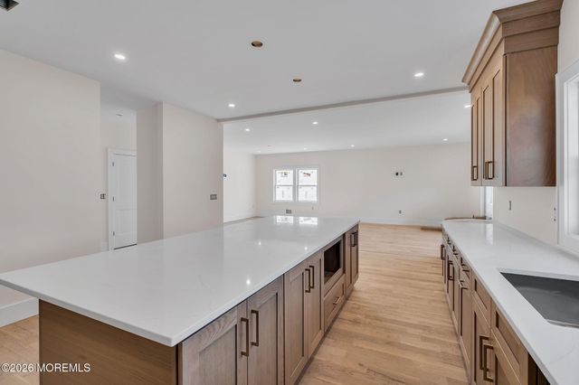 64 Byrnes Lane, Eatontown, NJ 07724