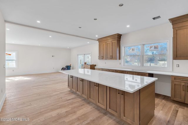 64 Byrnes Lane, Eatontown, NJ 07724