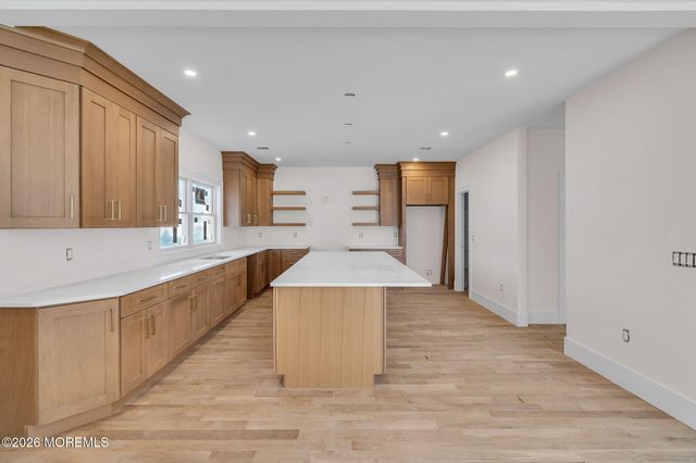 64 Byrnes Lane, Eatontown, NJ 07724