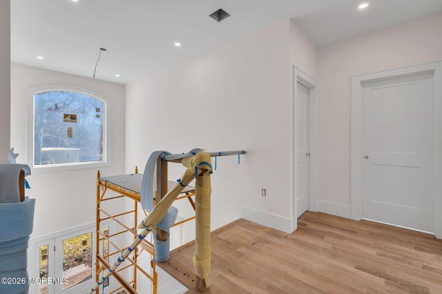 64 Byrnes Lane, Eatontown, NJ 07724