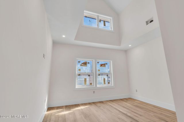 64 Byrnes Lane, Eatontown, NJ 07724