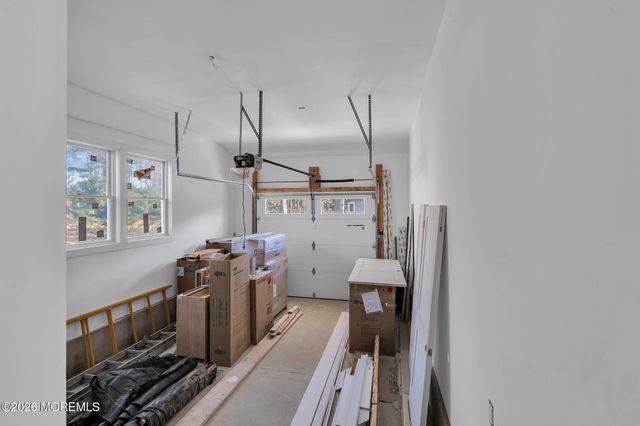 64 Byrnes Lane, Eatontown, NJ 07724