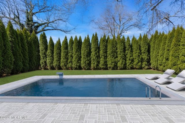 64 Byrnes Lane, Eatontown, NJ 07724