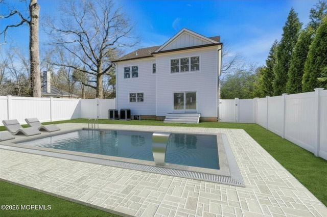 64 Byrnes Lane, Eatontown, NJ 07724