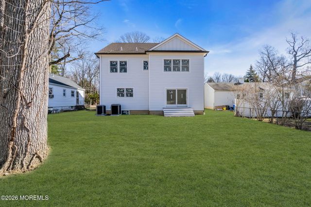 64 Byrnes Lane, Eatontown, NJ 07724