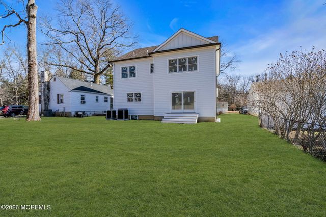 64 Byrnes Lane, Eatontown, NJ 07724