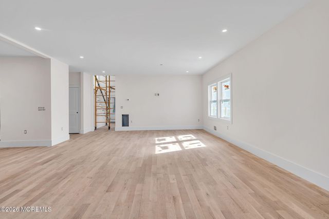 64 Byrnes Lane, Eatontown, NJ 07724