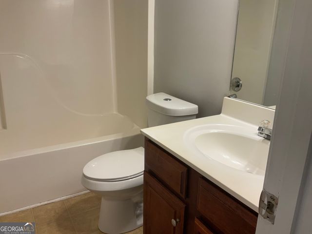 2555 Flat Shoals Road 1703, Atlanta, GA 30349