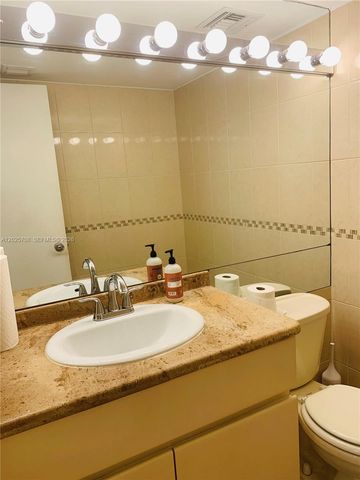 1651 NE 115th St 21C, Miami, FL 33181