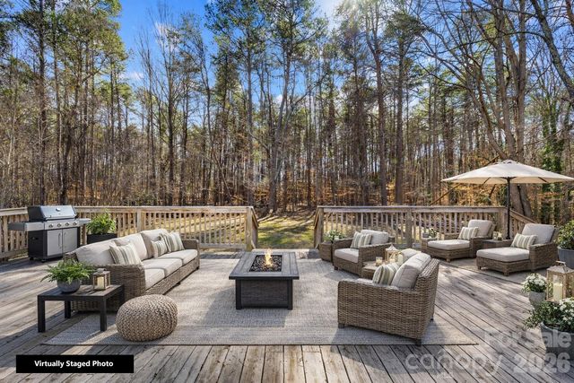 121 Rustic Way Lane, Mooresville, NC 28117